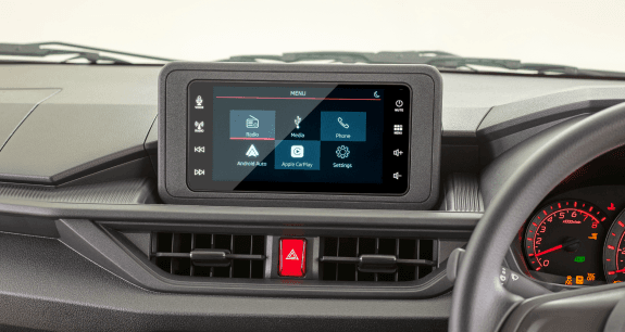 Modern Head Unit, dengan fitur Android Auto & Apple Car Play lebih canggih dan semakin praktis mendengarkan musik sekaligus navigasi saat berkendara