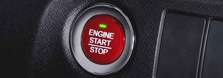 Nyalakan mesin dengan mudah, cukup satu sentuhan jari melalui tombol One Push Ignition System.