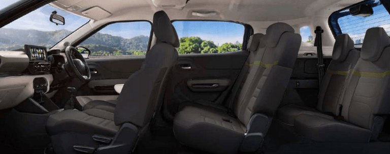 Citroen hadir dengan 3 row seater untuk kenyamanan maksimal bagi pengguna