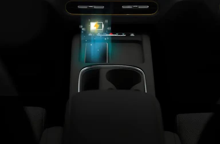 Cukup meletakkan ponsel yang kompatibel di area konsol yang disediakan, dan daya baterai akan terisi jauh lebih cepat dibandingkan wireless charger standar pada umumnya tanpa perlu repot mencolokkan kabel.