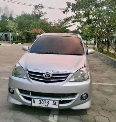 Toyota Avanza S Manual (2015)
